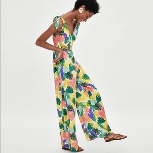 ZARA Jumpsuit Medium